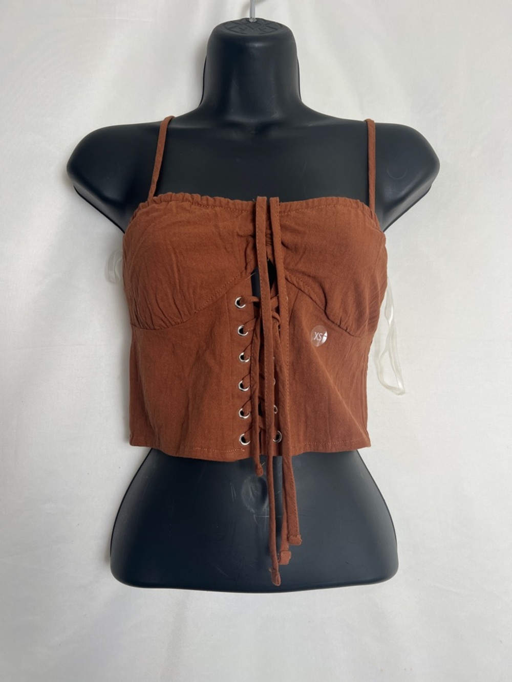 La Hearts Rust Brown Lace-Up Cropped Cami Top